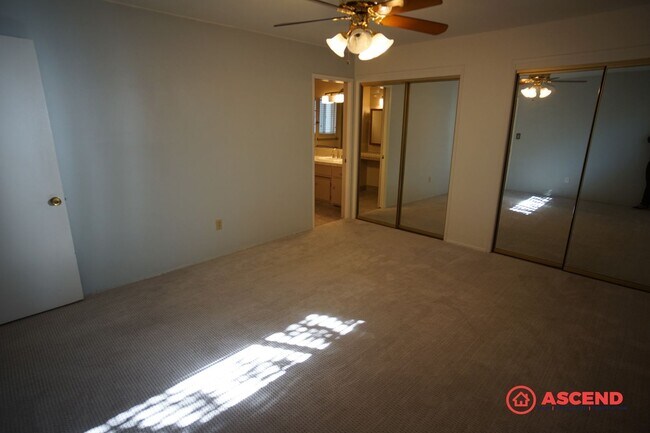 Building Photo - Gorgeous Home in Stockdale Park!