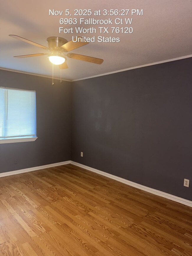 Building Photo - 6963 Fallbrook Ct W