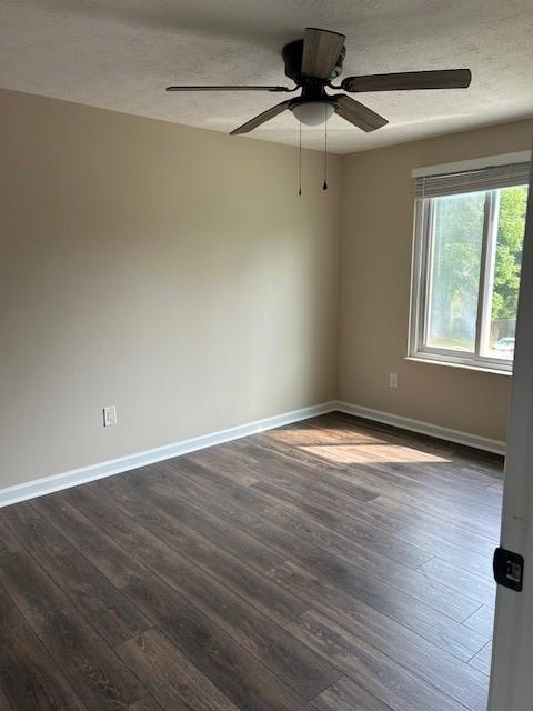 Building Photo - 10545 Willow View Cir