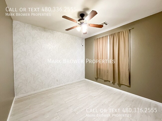 Building Photo - 11878 N 145th Ln