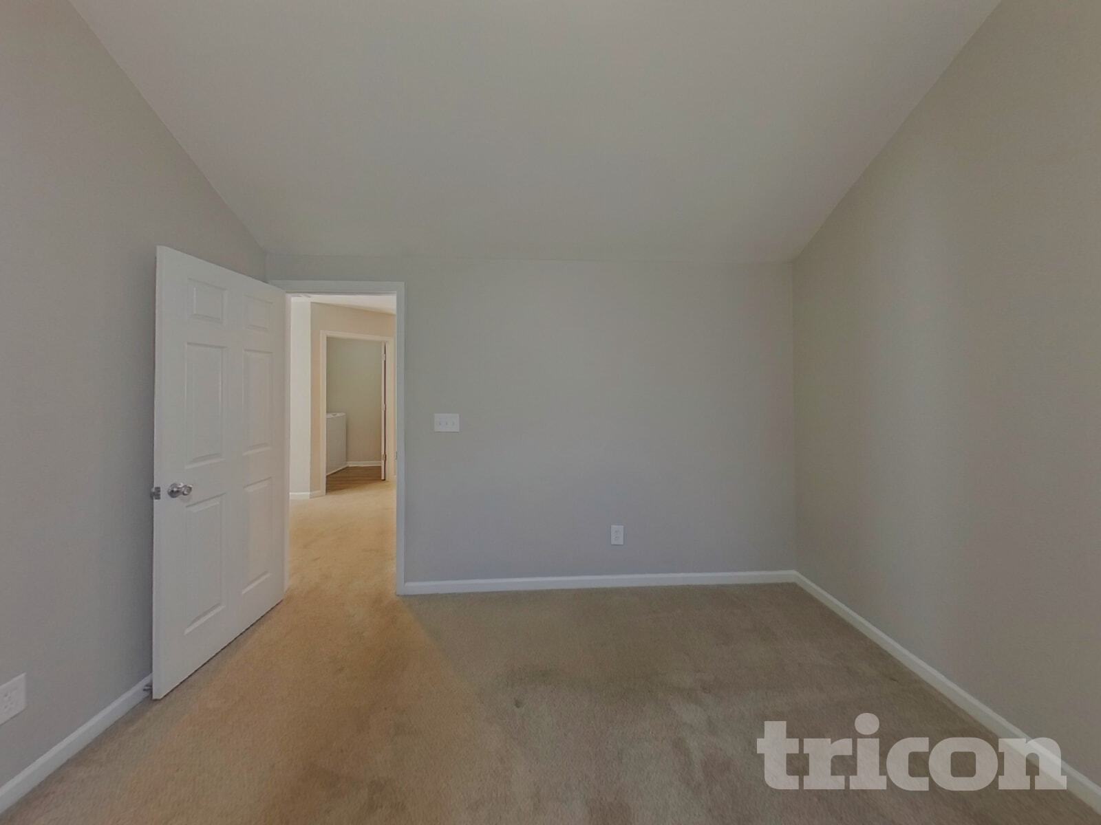 Building Photo - 1001 Southridge Dr