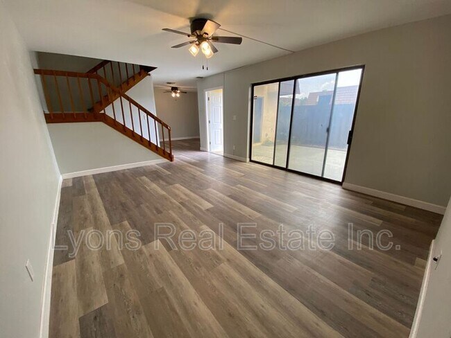 Building Photo - 1667 Park Meadows Dr