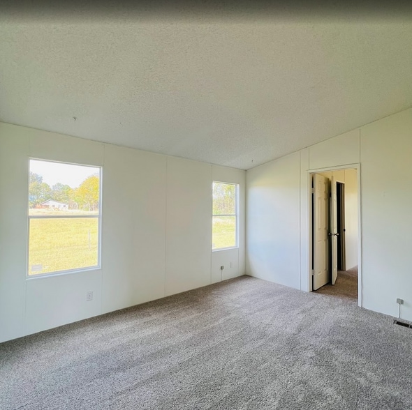 Building Photo - 127 County Road 3816