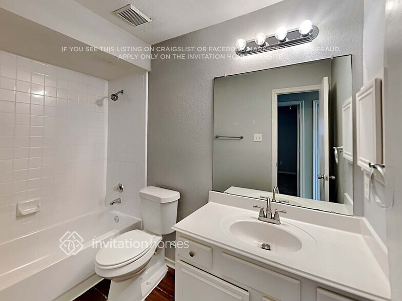 Building Photo - 7802 Coral Way