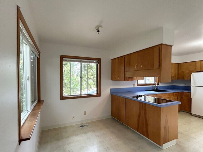Building Photo - sw114th