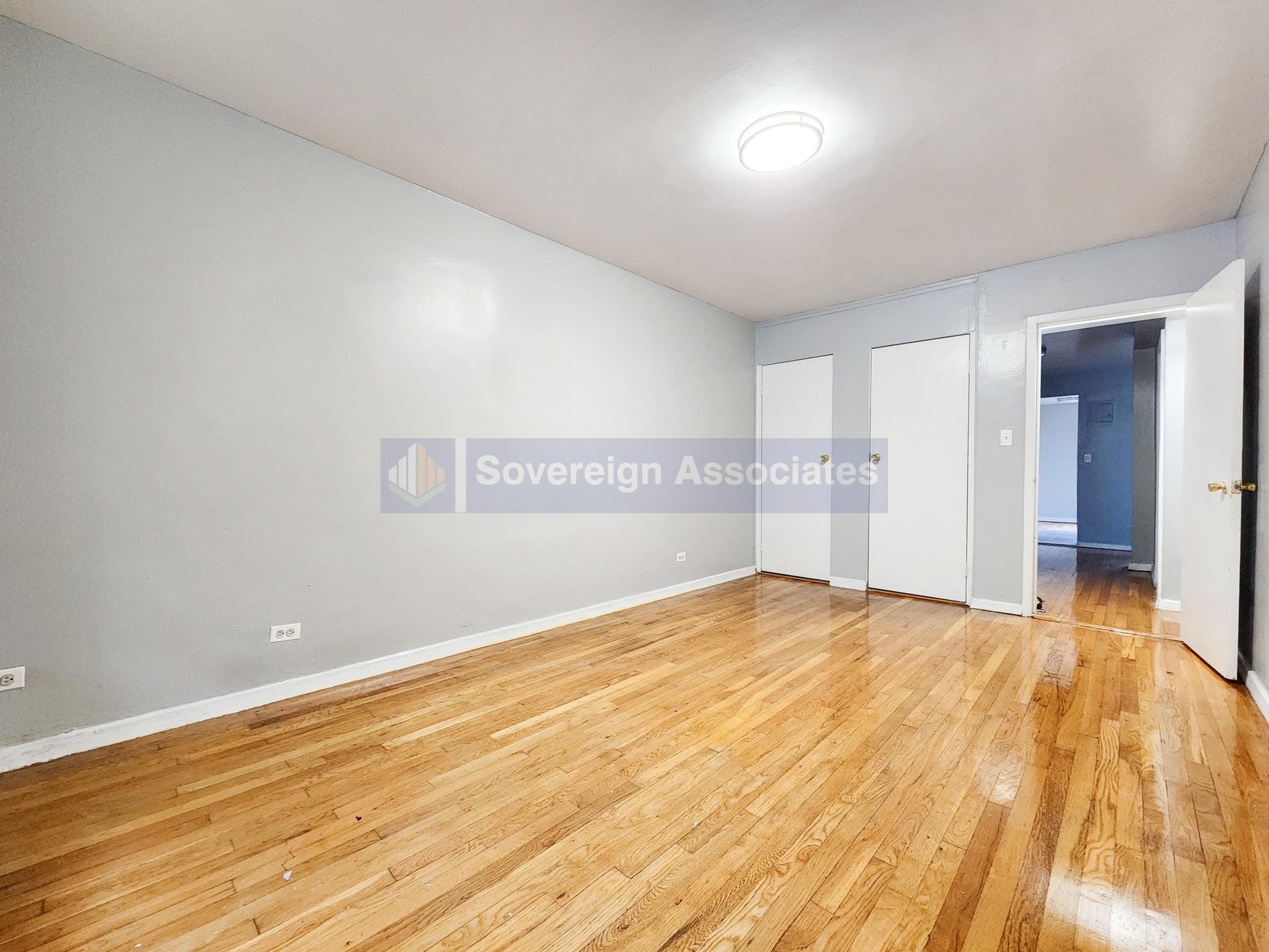 Building Photo - 210 W 251st St