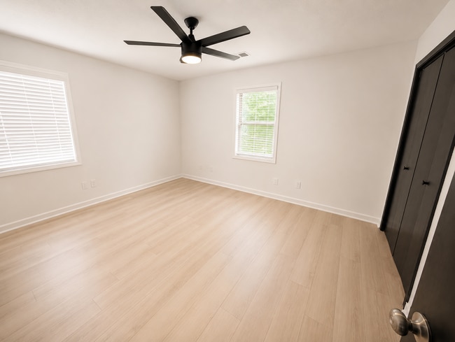 Building Photo - 1478 N Diane Ct