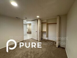 Building Photo - 3740 SE 134th Ave
