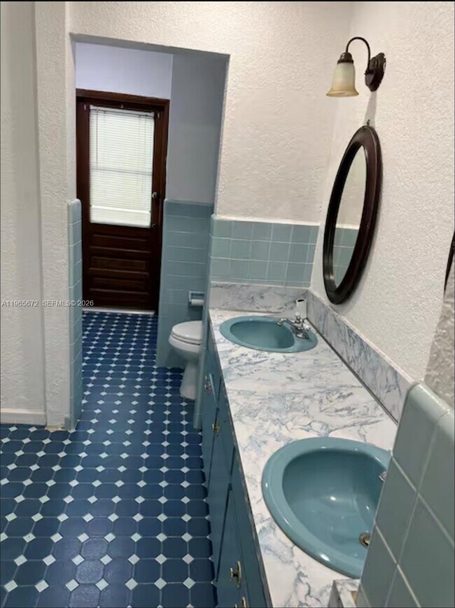 Building Photo - 30255 SW 197th Ave