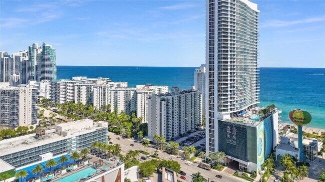 Building Photo - 4001 S Ocean Dr