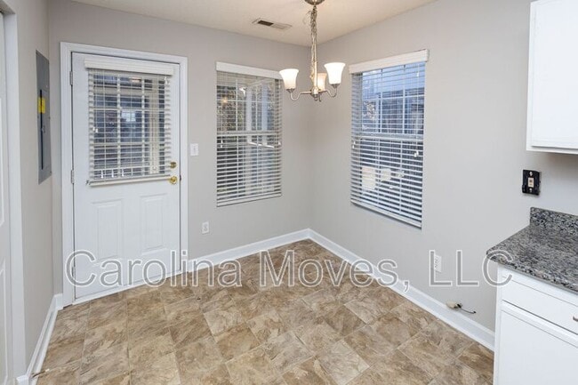Building Photo - 112 Brushy Hollow Ln