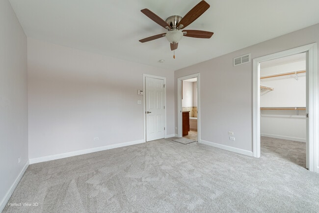Building Photo - 900 Ashford Ln