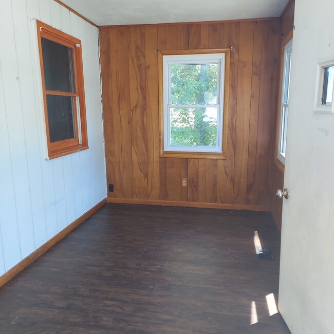 Building Photo - 525 Patton St