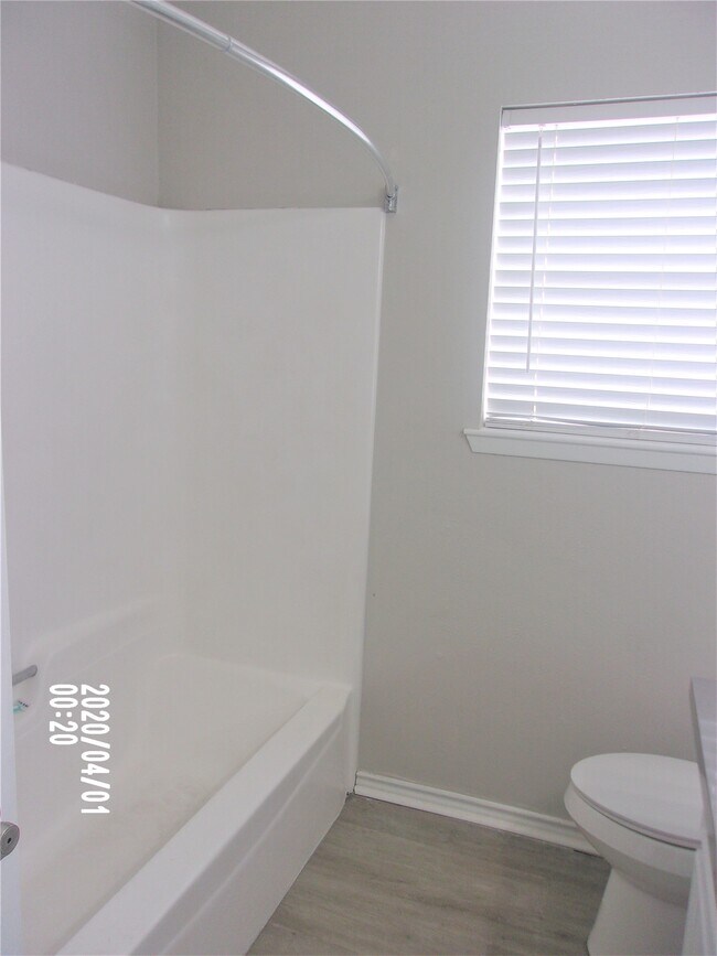 Building Photo - 2015 Cannonade Dr