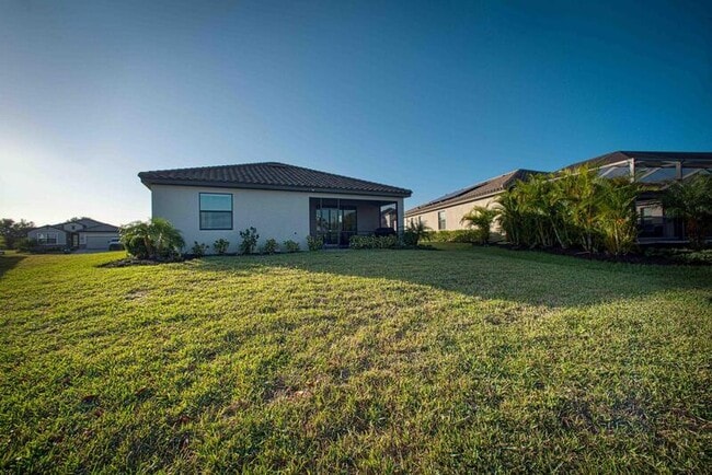 Building Photo - 6524 Clairborne Ln