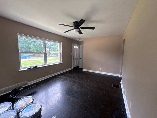Building Photo - 11706 Maple Way