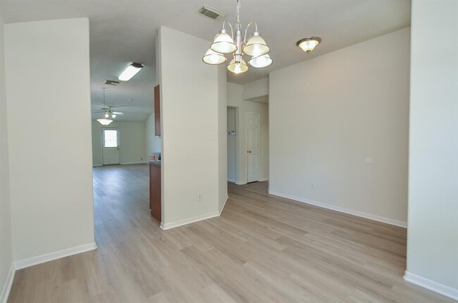Building Photo - 21123 Bear Tree Trail