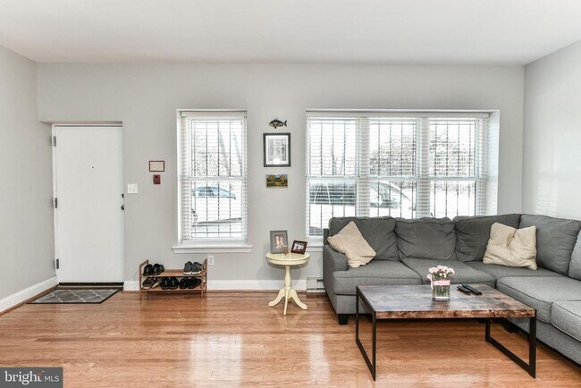 Building Photo - 2630 Adams Mill Rd NW