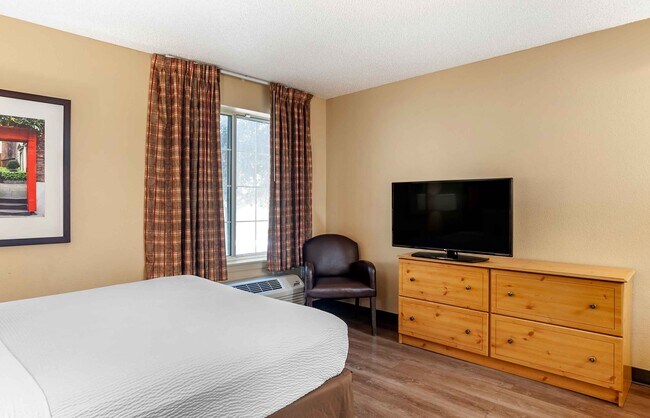 Building Photo - Furnished Studio-Los Angeles - Monrovia