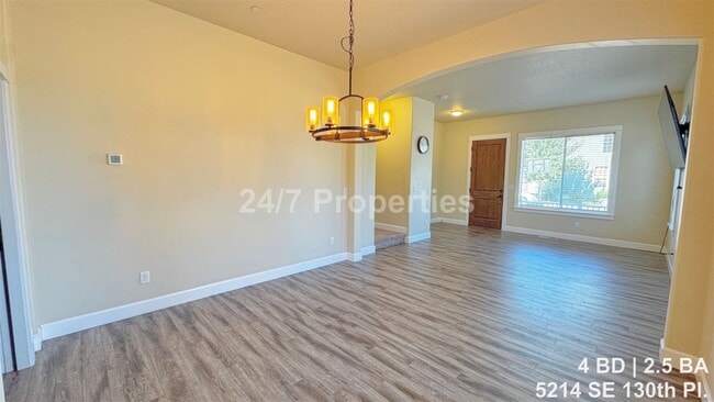 Building Photo - Charming 4 BD | 2.5 BA Home w/ Large Yard - Powellhurst-Gilbert