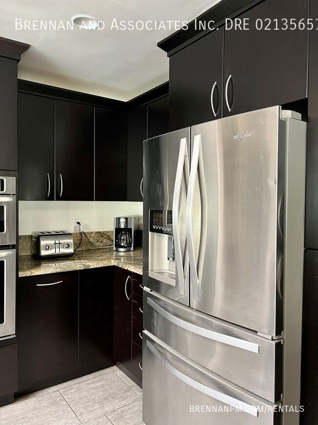 Building Photo - 5775 Sprinter Ln