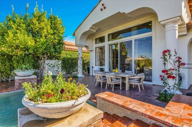 Building Photo - 48385 Vista Calico