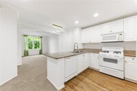 Building Photo - 2257 Watermarke Pl