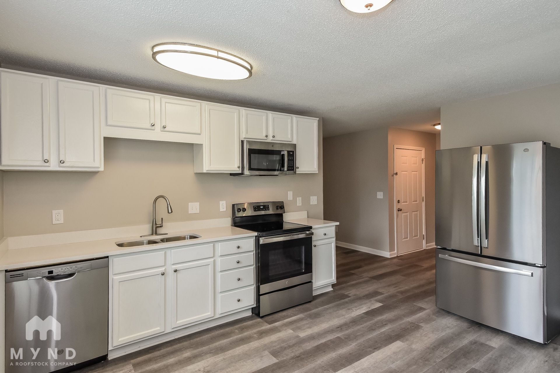 Building Photo - 7953 Lake Wind Ct