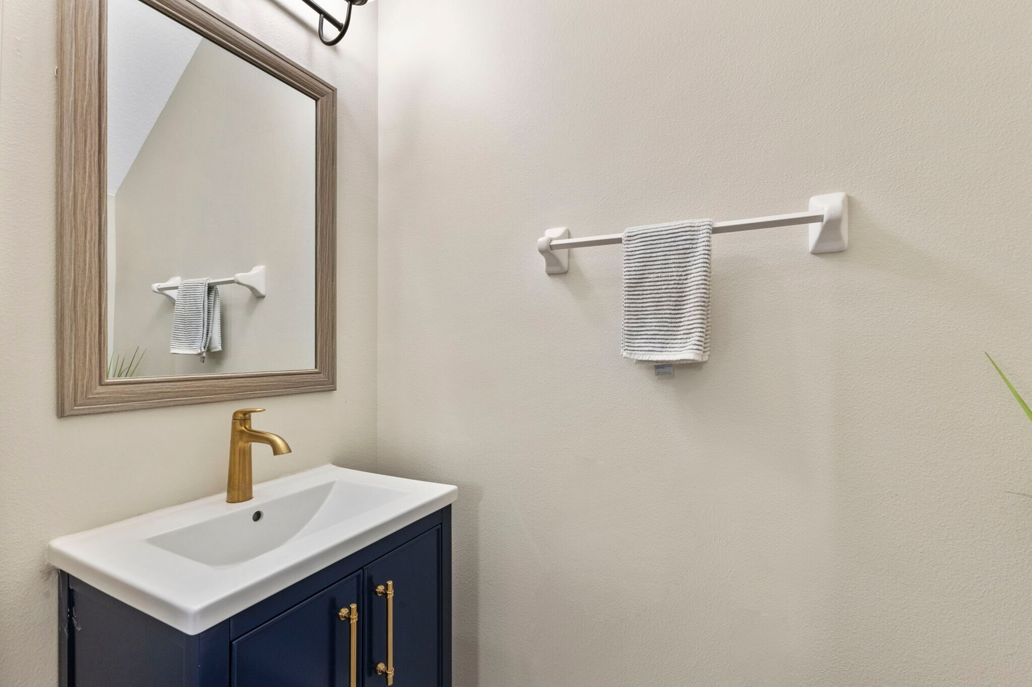 Building Photo - 1265 Jonah Dr