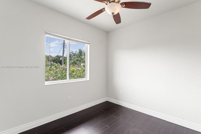 Building Photo - 1110 NE 1st Ave.