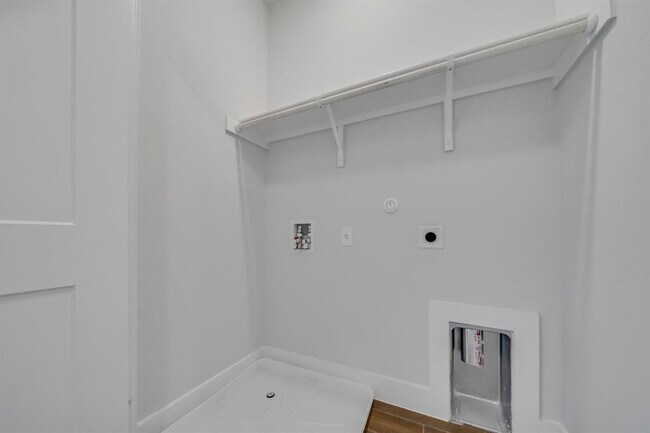 Building Photo - 13721 Giovanni's Garden Pl