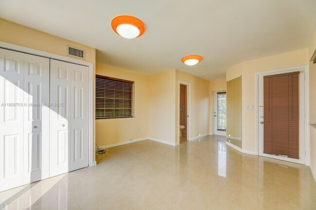 Building Photo - 6761 SW 13th Terrace