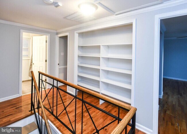 Building Photo - 1303 Port Echo Ln