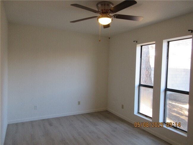 Building Photo - 3546 N Verdugo Rd