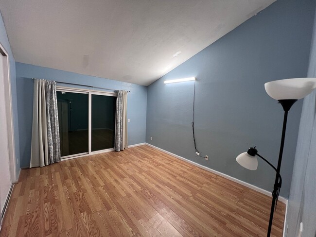 Building Photo - Charming 2 Bedroom Condo in Temecula, Ca.