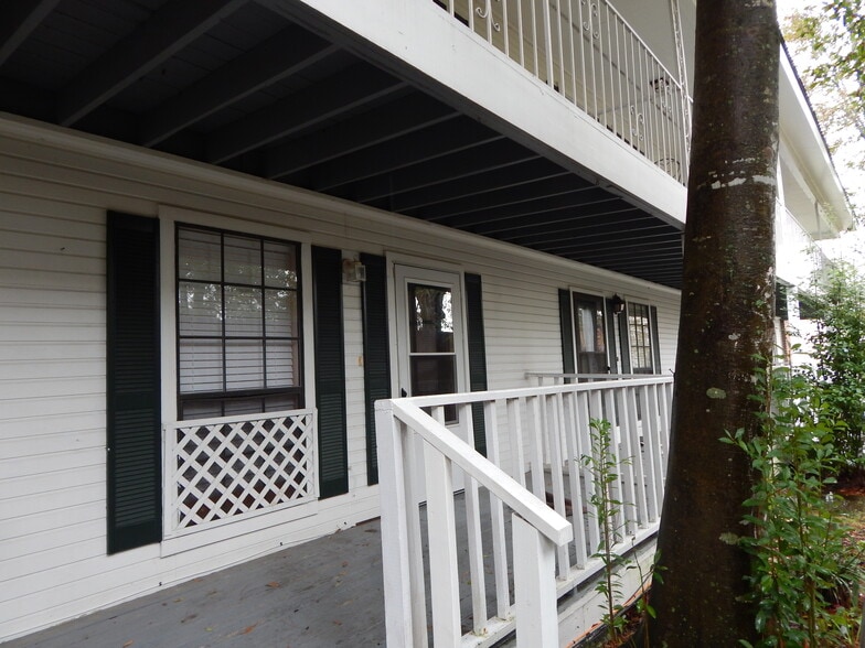 Building Photo - 4456 Stumberg Ln