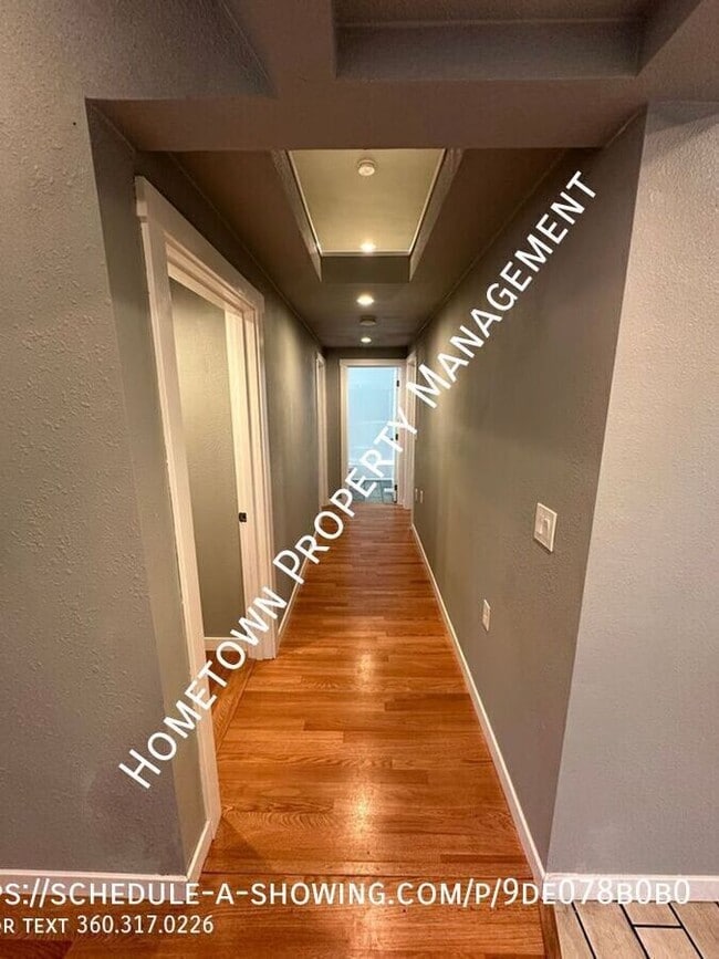 Building Photo - 3208 80th Ave SE