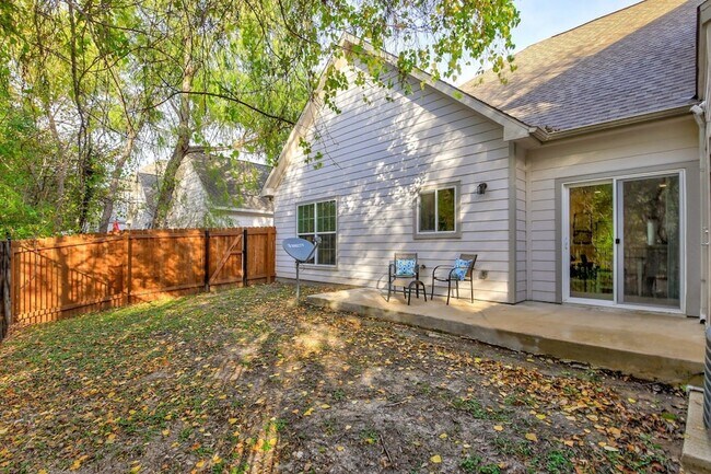 Building Photo - 12164 Abbey Glen Ln