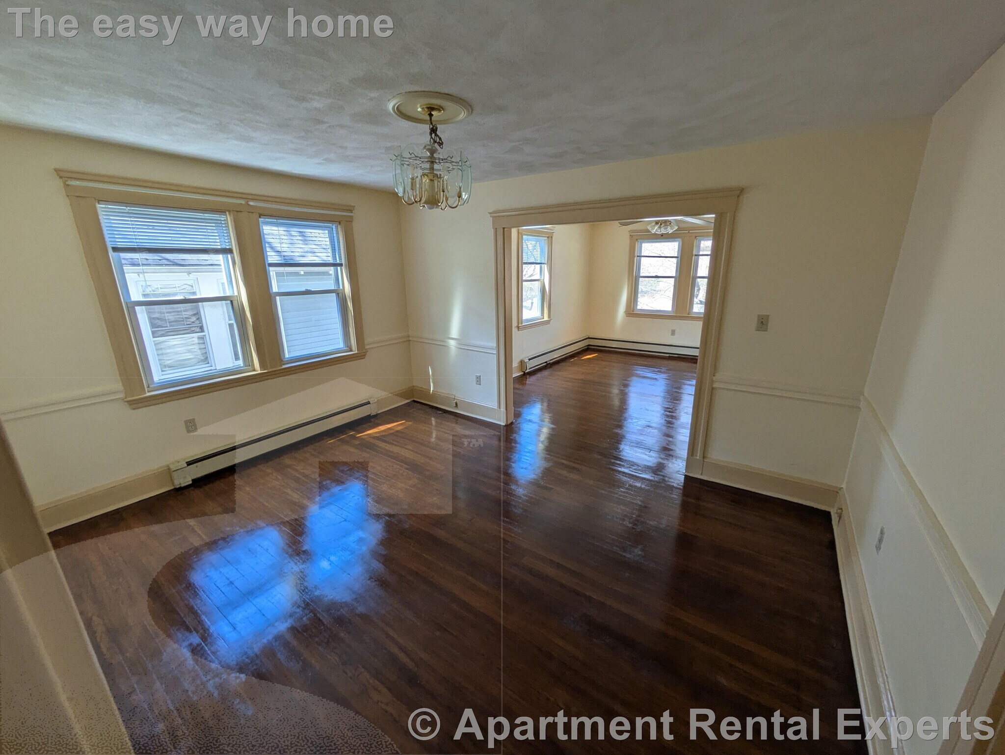 Building Photo - 595 Fellsway W