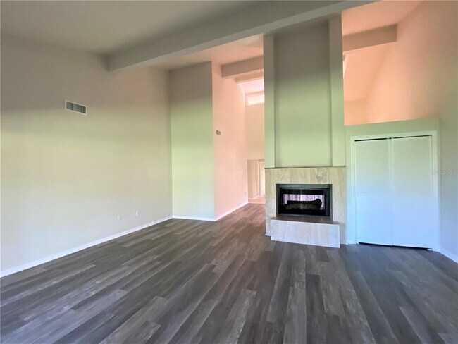 Building Photo - 2767 Ringwood Meadow