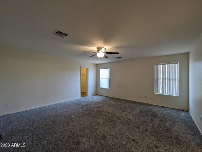 Building Photo - 3215 W St Anne Ave
