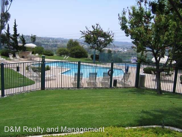 Building Photo - 2 br, 2 bath House - 11233 Tierrasanta Blv...