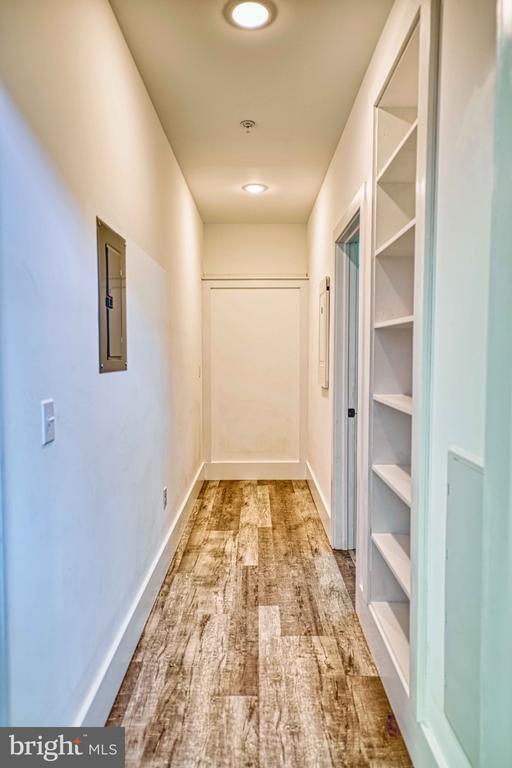 Building Photo - 177 Chestnut St