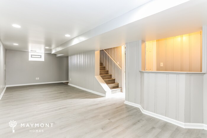 Building Photo - 5907 Winthrope Ave