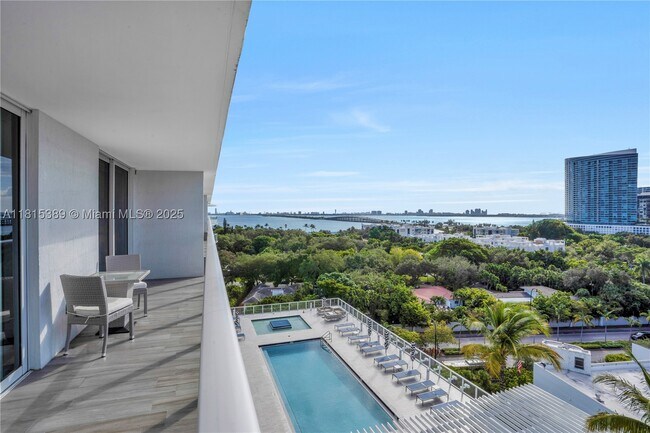 Building Photo - 4250 Biscayne Blvd
