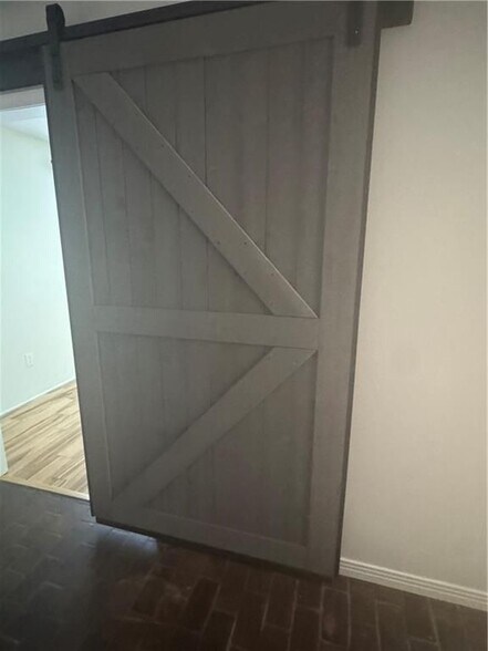 Building Photo - 7807 Yorkhaven Rd