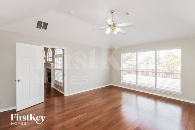 Building Photo - 8143 Dune Brook Dr