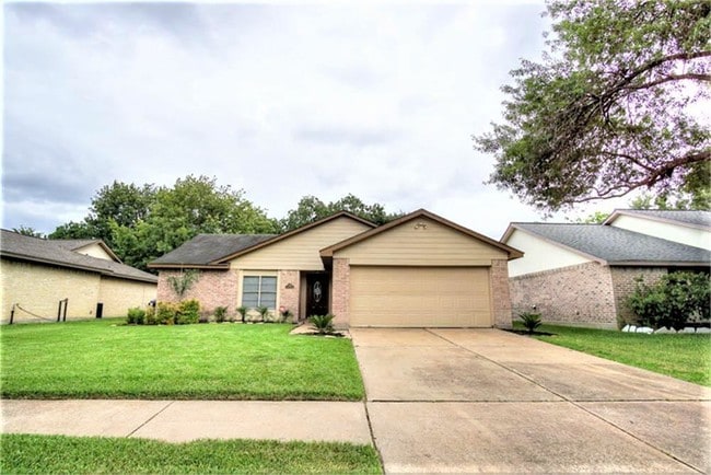 Building Photo - 19319 Cypress Bay Dr