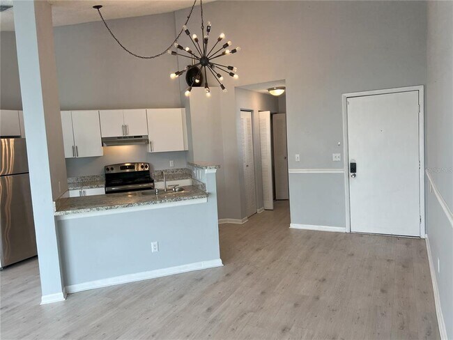 Building Photo - 2568 Woodgate Blvd