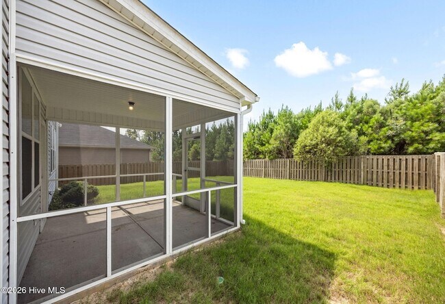 Building Photo - 424 Arrowwood Dr